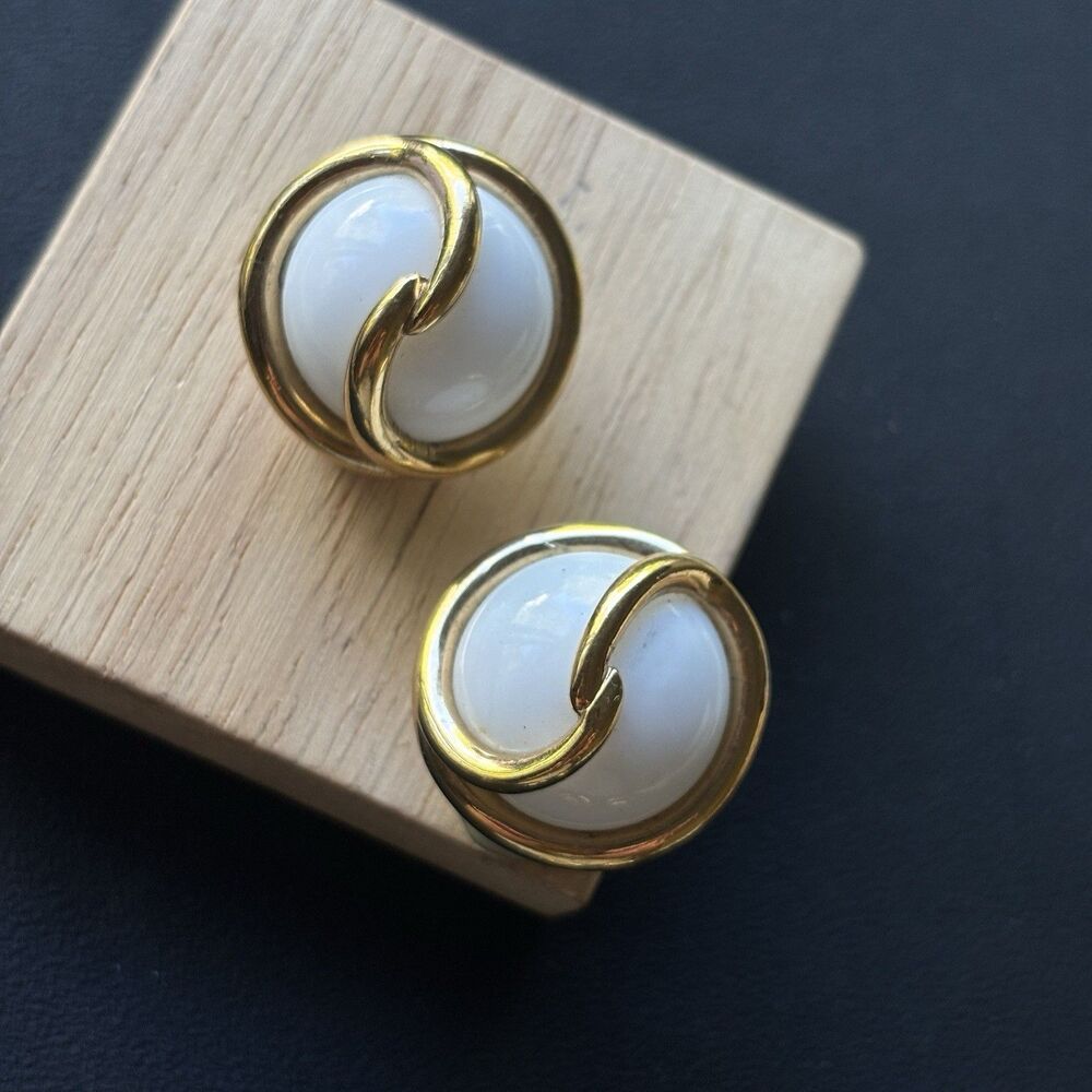 Vintage Ciner Milk Glass Clip Earrings White Cabochon Gold Tone Signed